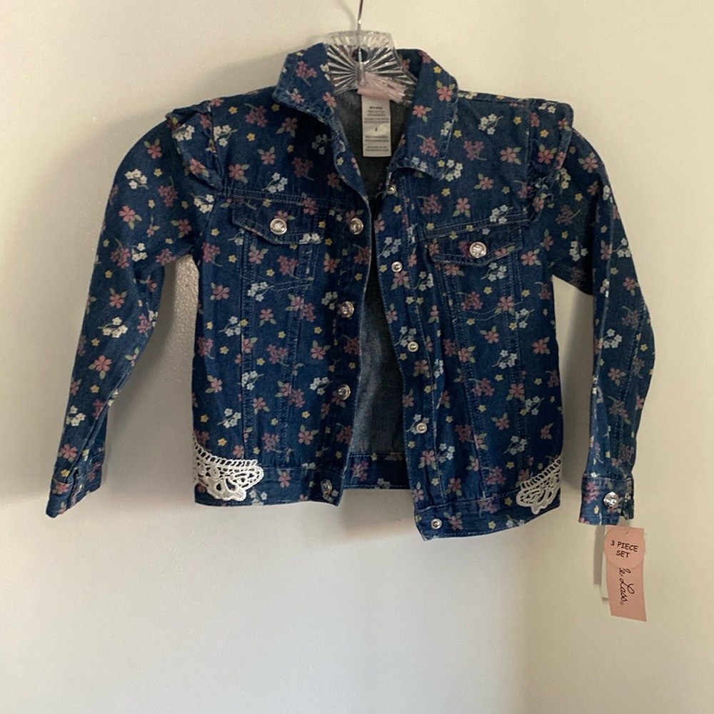 Girls jacket new with tags